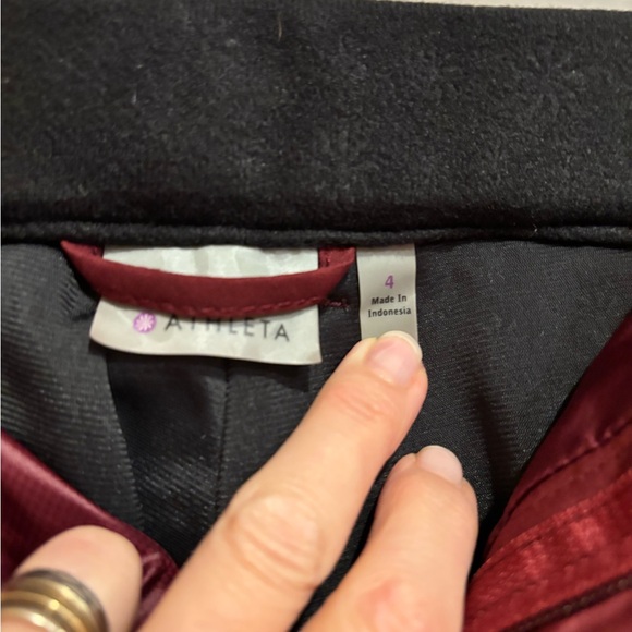 Athleta Women’s Deep Red Ski Pants with Black Accents - Picture 5 of 8